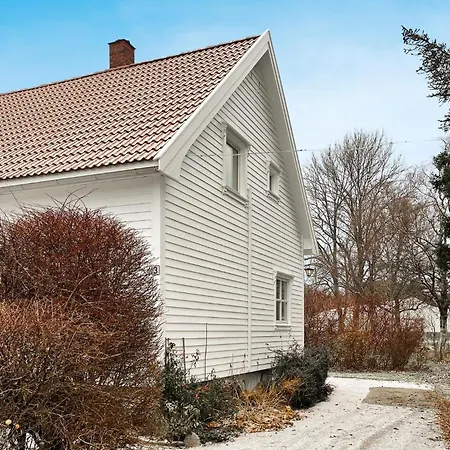 Сasa de vacaciones Beautiful In Lindesnes With House Sea View *